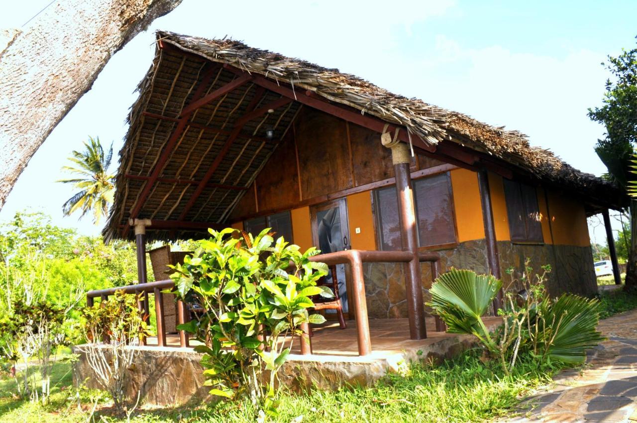 Shimba Hills Green Safari Lodge Kwale Екстериор снимка