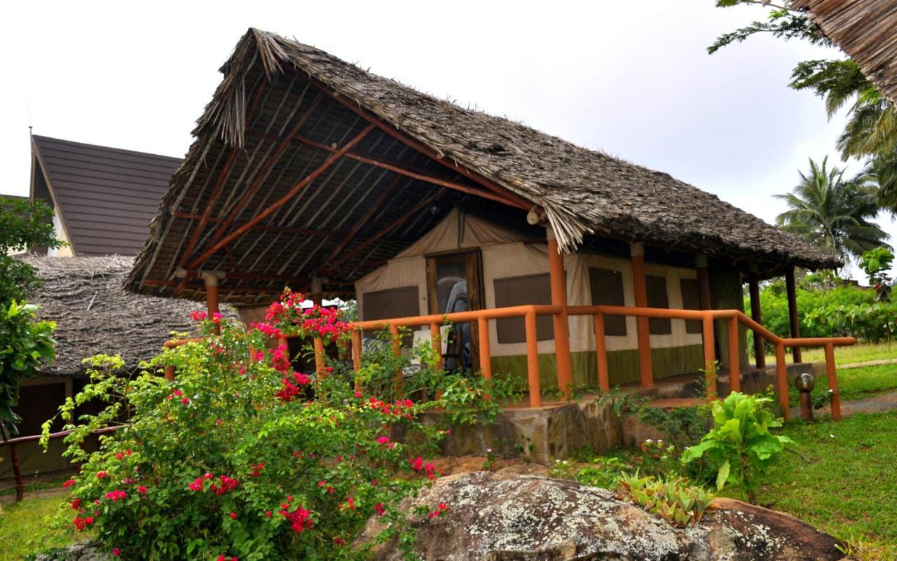 Shimba Hills Green Safari Lodge Kwale Екстериор снимка