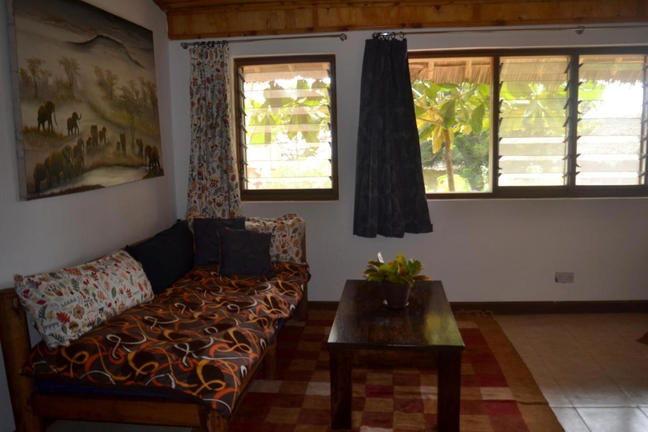 Shimba Hills Green Safari Lodge Kwale Екстериор снимка